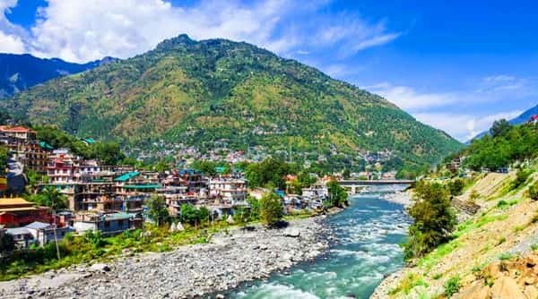 Kullu District: Location, Administration, Court, Railway Station, Pin Code