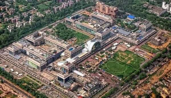 Saket District Centre, Delhi: Location, Offices, Metro, Parking & Nearby Areas
